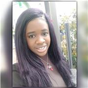 Doy clases particulares inglés. Soy nativa de inglés, de Ghana. Puedo ayudarte para mejorar tus inglés y para hablar con fluidez. Voy a corregir sus e